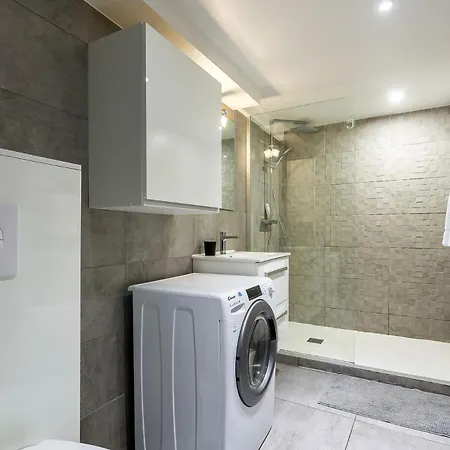 Smartstay Louis Mille - Gratte-ciel Апартаменты Вийёрбан